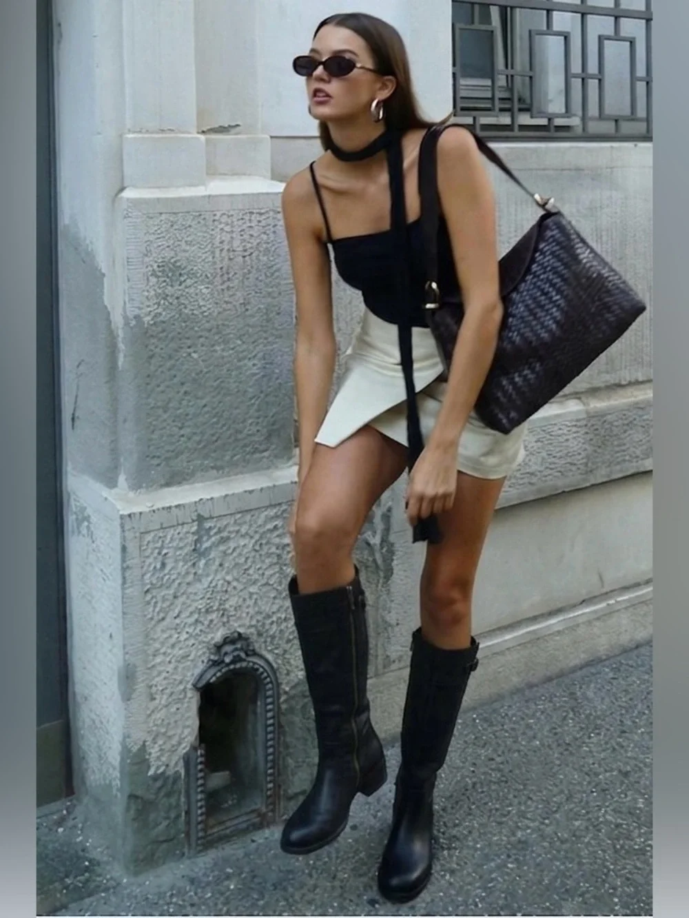 BORN Leather $290 • 7 1/2 • Knee-High Zip Riding Boot